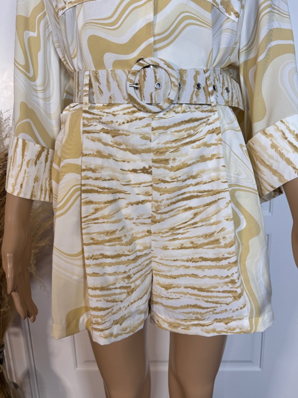 MUSTARD ANIMAL PRINT AND ABSTRACT COORD TWO PIECE SET SIZE SMALL - NWT - Picture 9 of 17